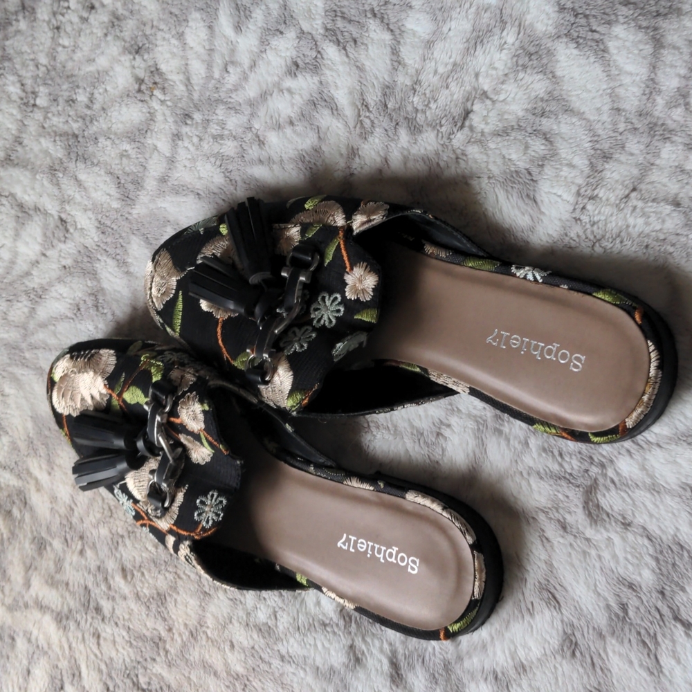 Sophie17 Slip On Shoes